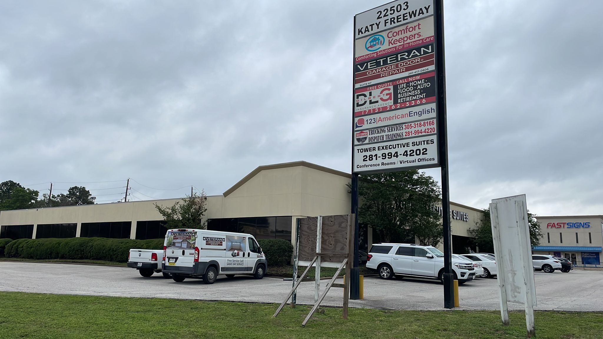 Garage Door Repair Katy TX No Drive Up Fee 🛠️ 2814170806