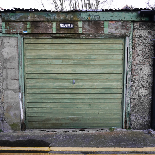 Old Garage Door (1)