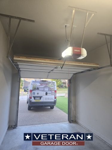 garage door repair garland tx service vehicle