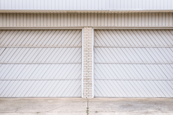 Double Garage Door min