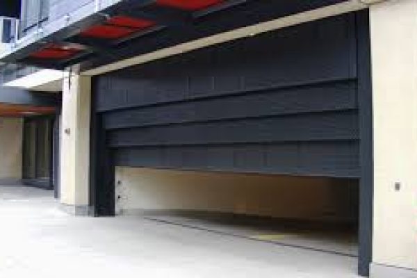 Vertical Lift Garage Door min